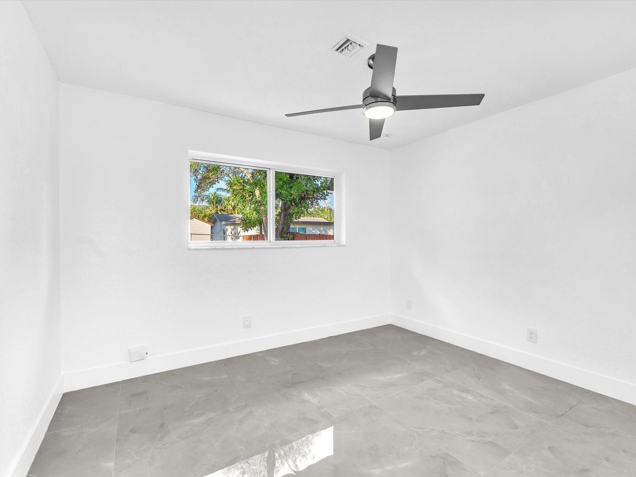 2731 Northwest 9th Street Pompano Beach, FL 33069 - Photo 15 of 23 Photo 15