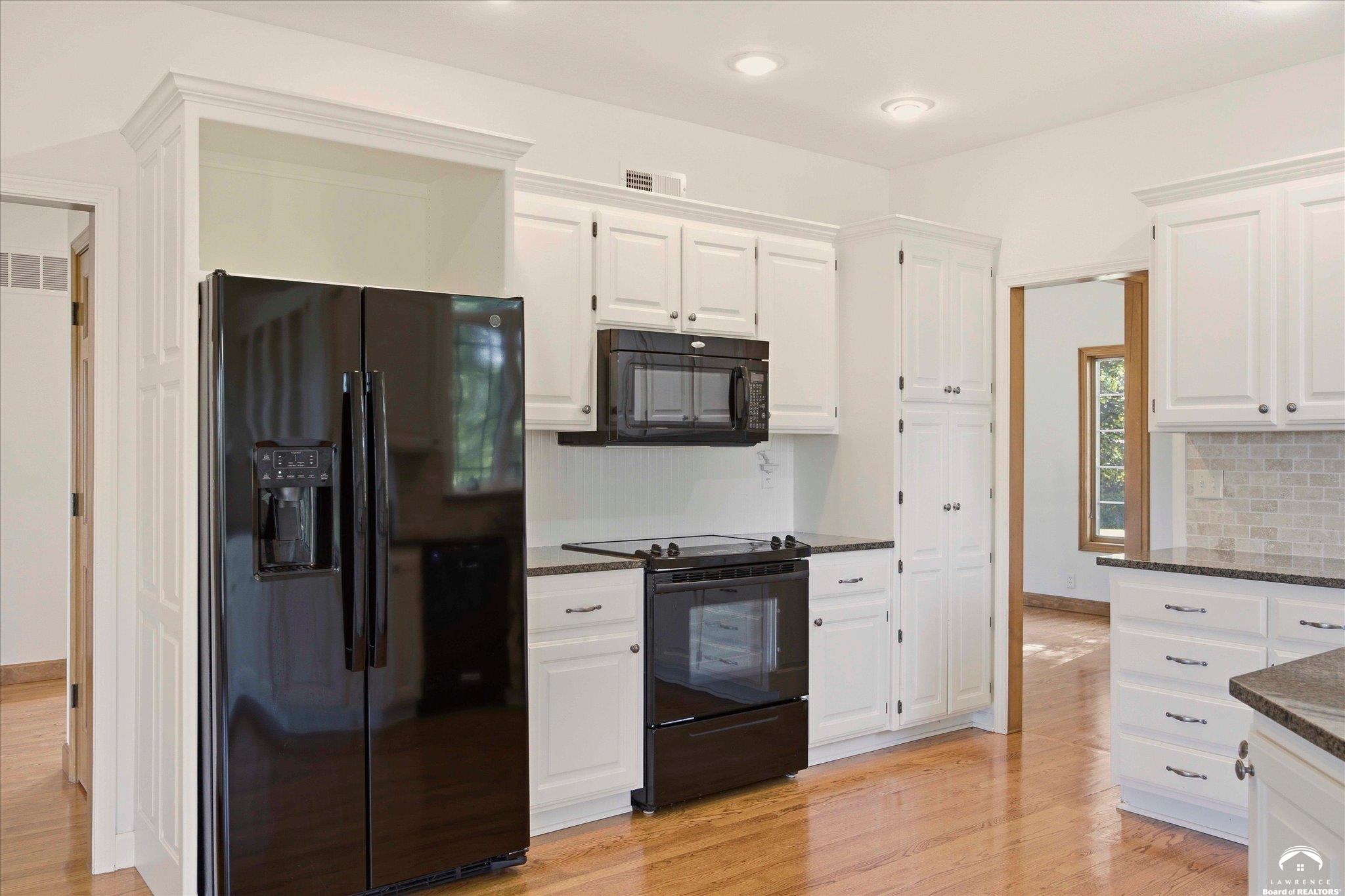 856 East 1150th Road Baldwin City, KS 66006 - Photo 15 of 70 Gallery Image 15
