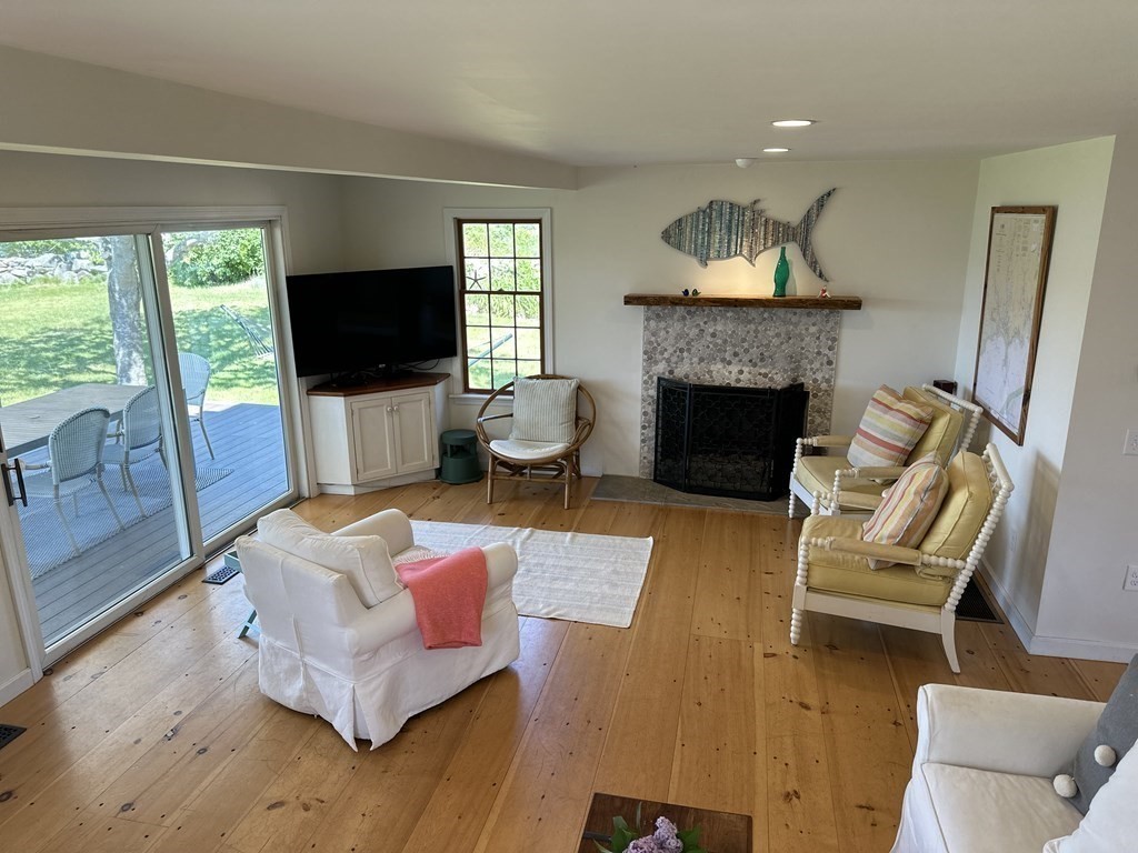 2 Florence Street, Unit WINTER RENT Westport, MA 02790 - Photo 5 of 24 Gallery Image 5