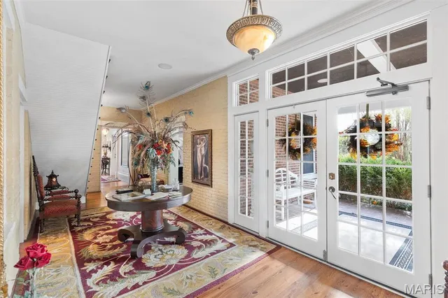 $1,100,000 | 813 South 4th Street, Clarksville, MO 63336