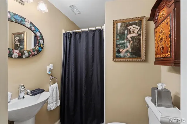 $1,100,000 | 813 South 4th Street, Clarksville, MO 63336