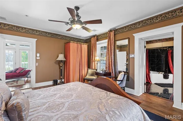 $1,100,000 | 813 South 4th Street, Clarksville, MO 63336