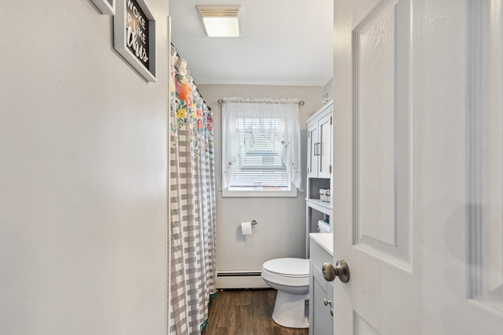 75 Border Avenue Seekonk, MA 02771 - Photo 17 of 41