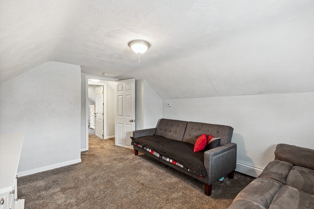 75 Border Avenue Seekonk, MA 02771 - Photo 26 of 41