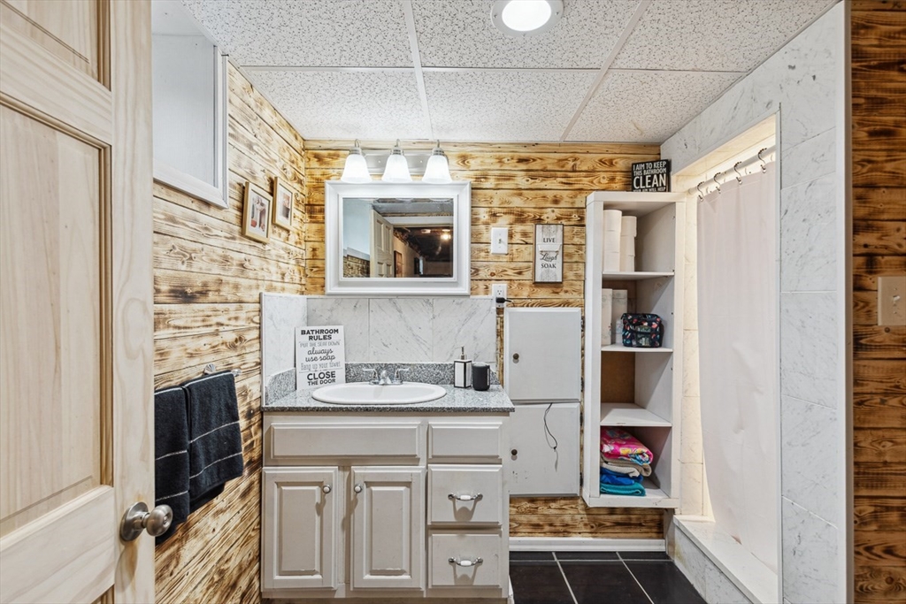 75 Border Avenue Seekonk, MA 02771 - Photo 31 of 41