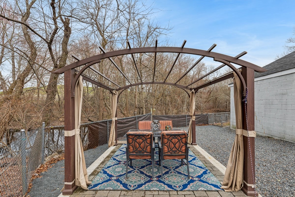 75 Border Avenue Seekonk, MA 02771 - Photo 40 of 41