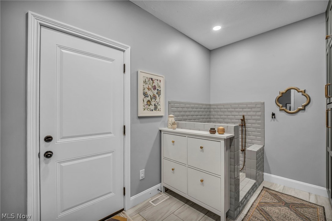 29345 White Road Wickliffe, OH 44092 - Photo 13 of 45 Mud room dog bath