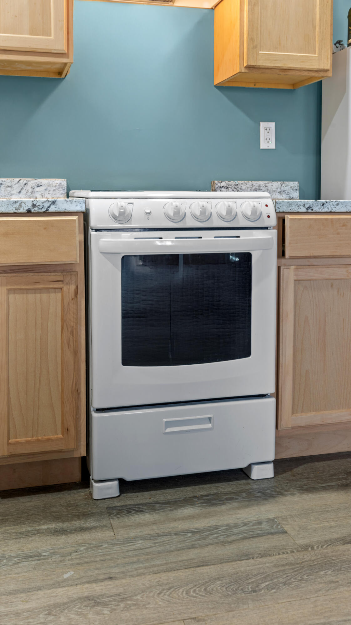 61 Elm Street Newport, ME 04953 - Photo 48 of 70 _MG_3255