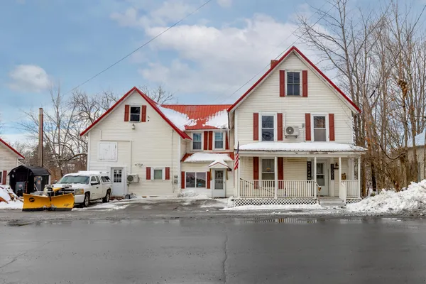 $259,900 | 61 Elm Street, Newport, ME 04953