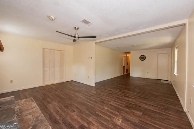 $187,900 | 111 Briarwood Drive, Warner Robins, GA 31093