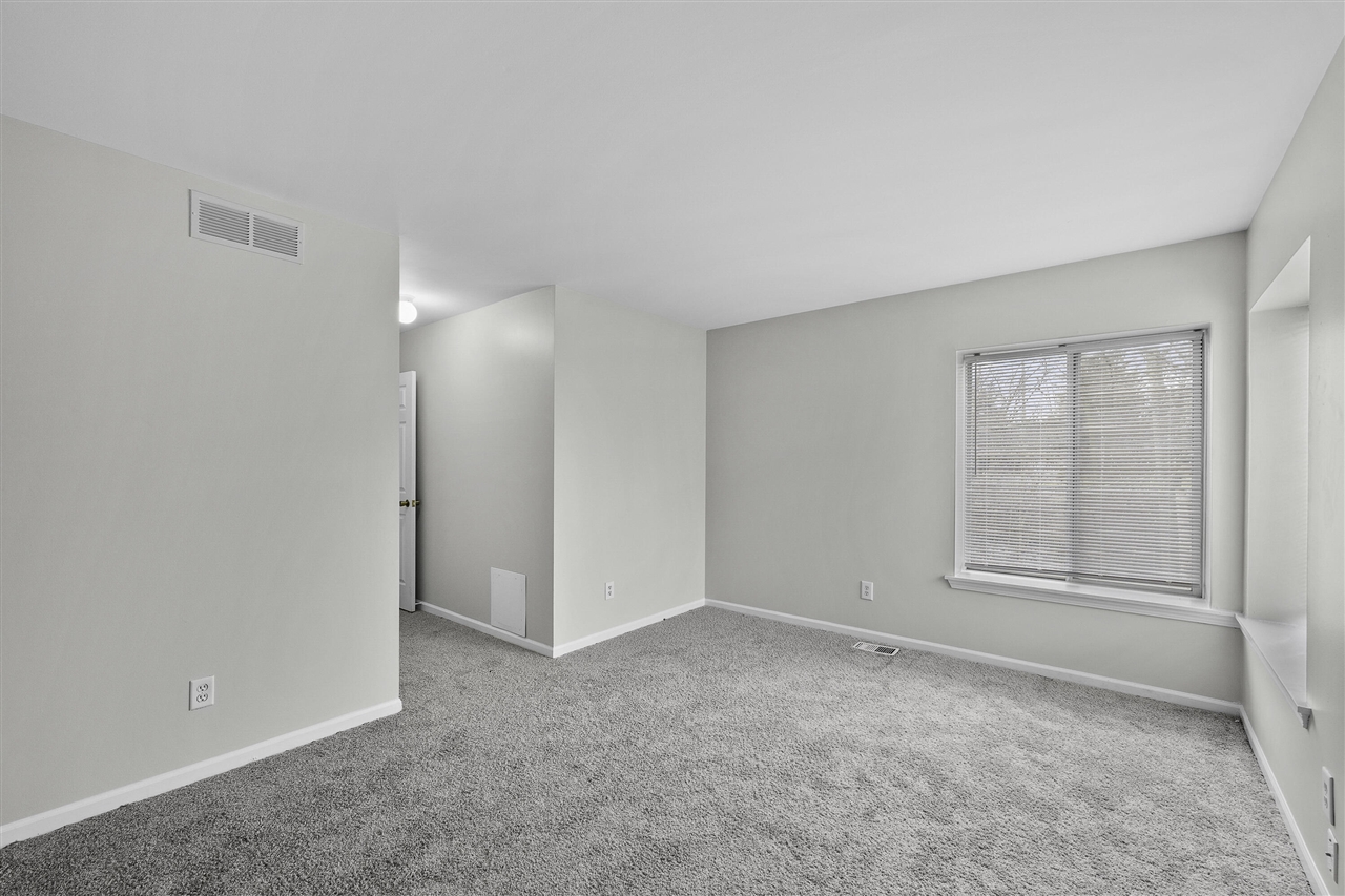 2245 South Commerce Road Walled Lake, MI 48390 - Photo 20 of 24