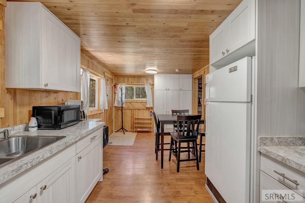 4018 Rancho McCrea Road Island Park, ID 83429 - Photo 6 of 28