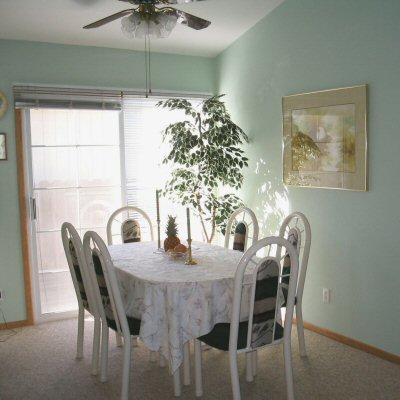 980 Stanislaus Way Santa Rosa, CA 95401 - Photo 4 of 11 Gallery Image 4