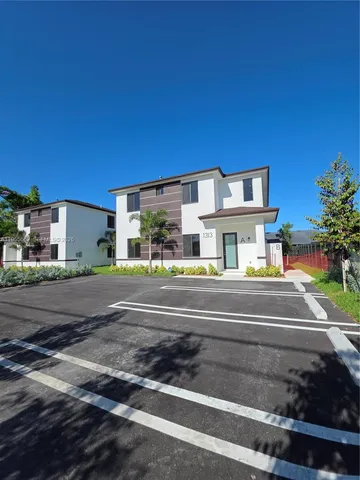 $2,950 | 1313 Northwest 6th Avenue, Florida City, FL 33034