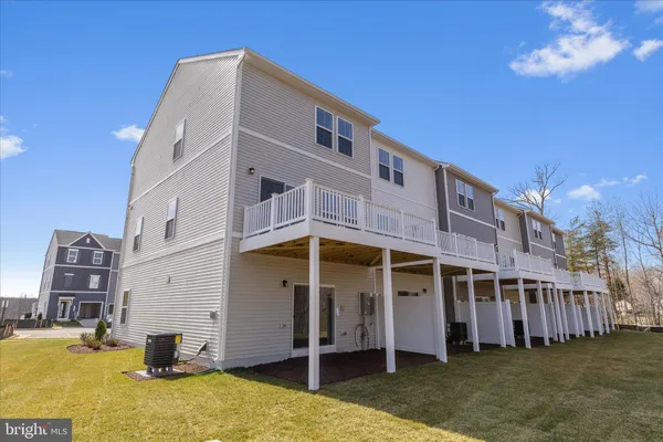 $2,600 | 36121 Wilderness Shores Way, Locust Grove, VA 22508