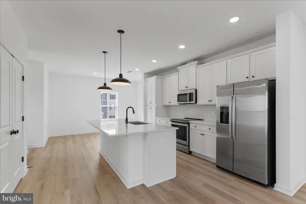 $2,600 | 36121 Wilderness Shores Way, Locust Grove, VA 22508