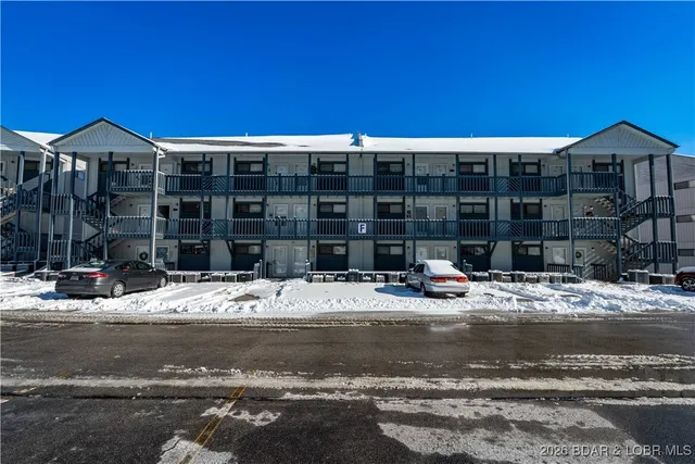 $129,900 | 5565 Heron Bay Road, Unit F302, Osage Beach, MO 65065