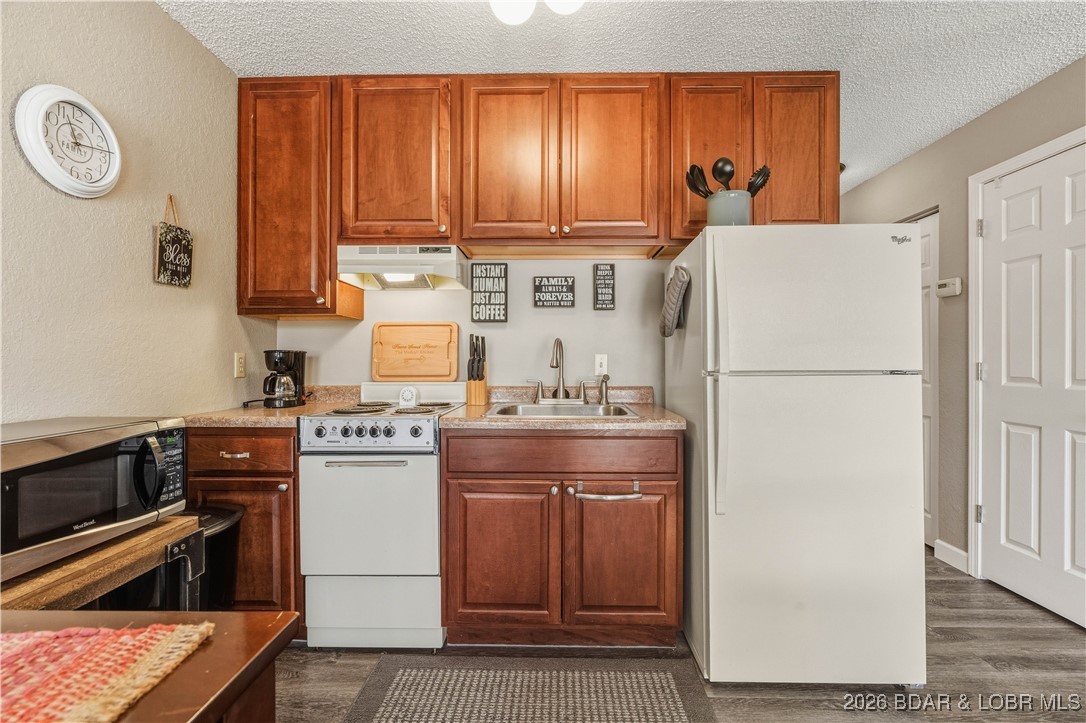 5565 Heron Bay Road, Unit F302 Osage Beach, MO 65065 - Photo 7 of 37