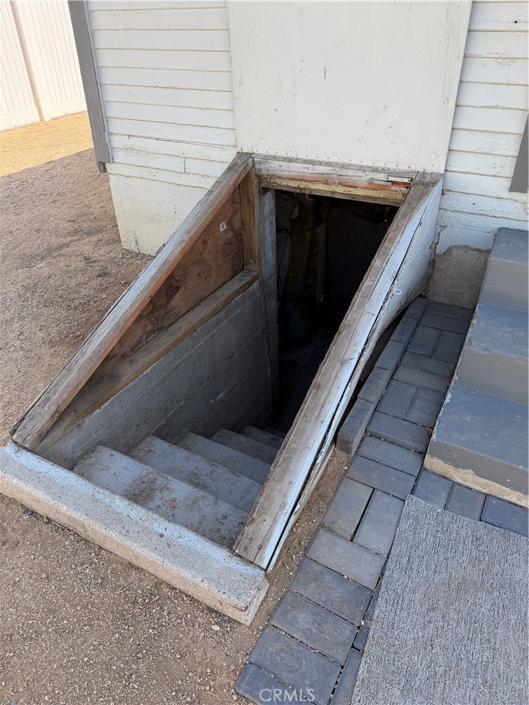4193 5th Street Riverside, CA 92501 - Photo 11 of 27 Small basement/crawl space located in backyard