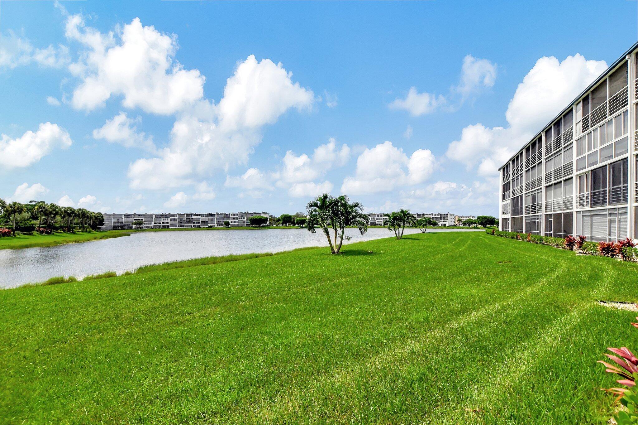 1081 Exeter Boca Raton, FL 33434 - Photo 24 of 65 26-web-or-mls-DSC_1446