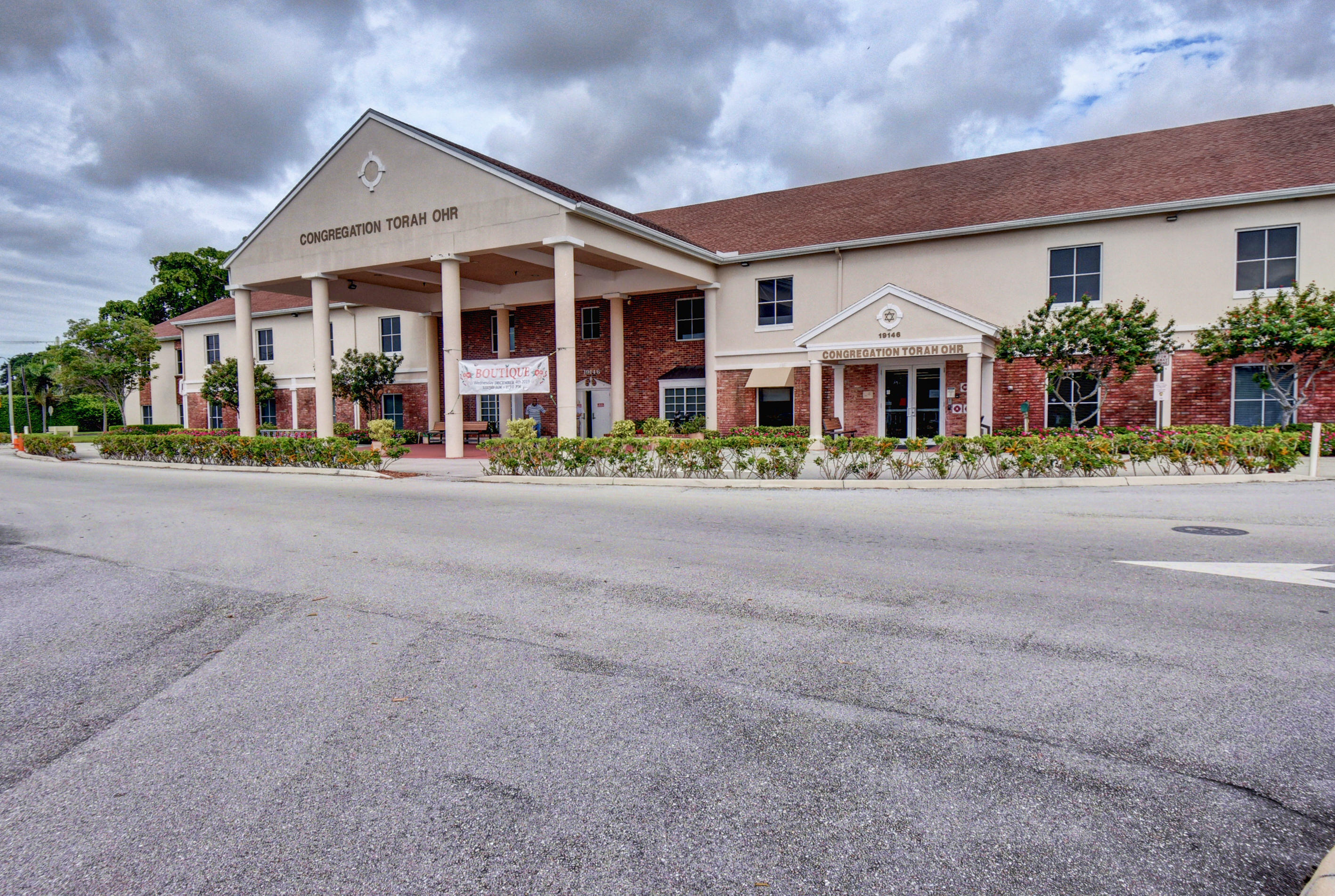 1081 Exeter Boca Raton, FL 33434 - Photo 50 of 65 Century Village (24)