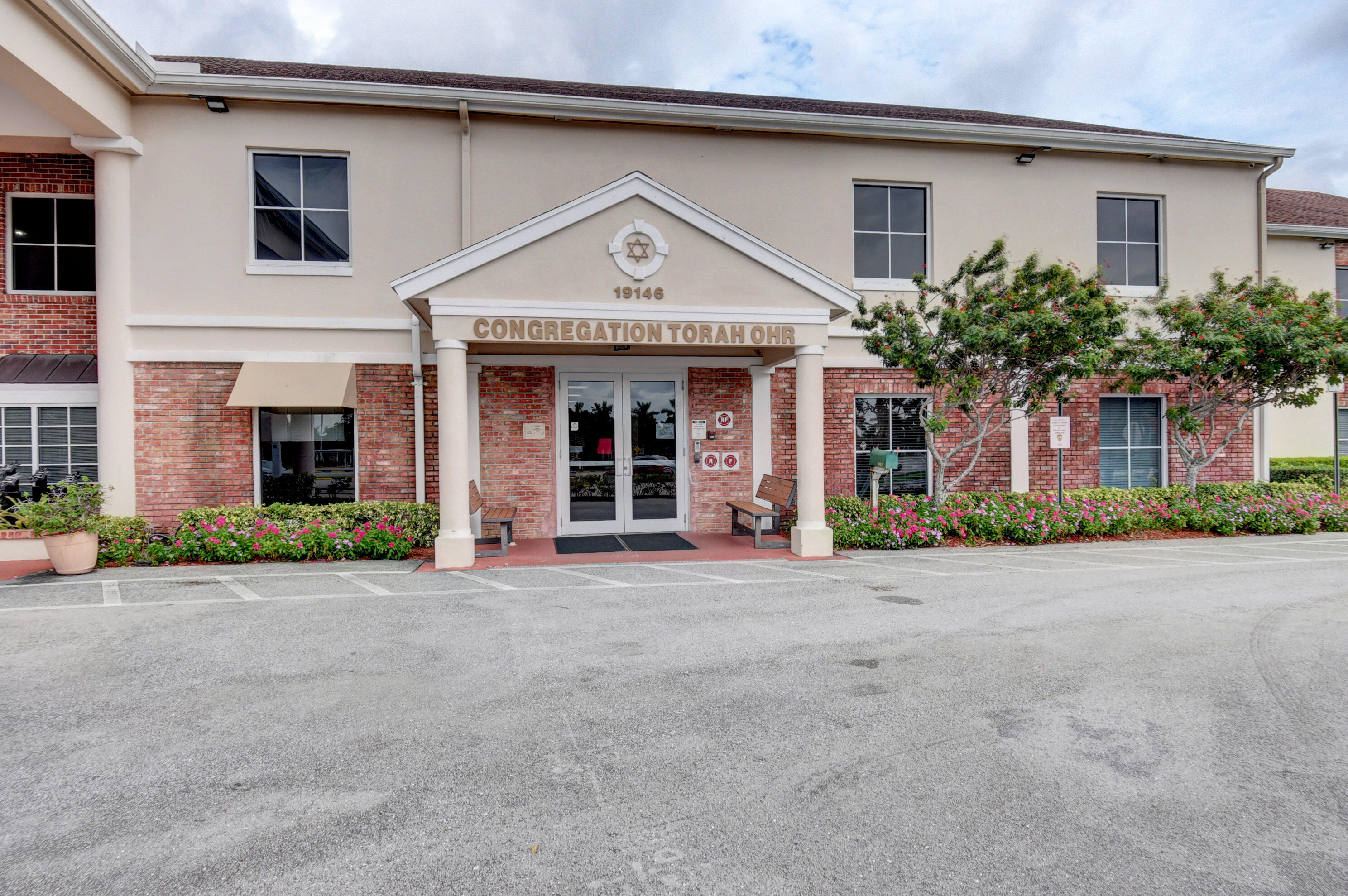 1081 Exeter Boca Raton, FL 33434 - Photo 53 of 65 Century Village (27)