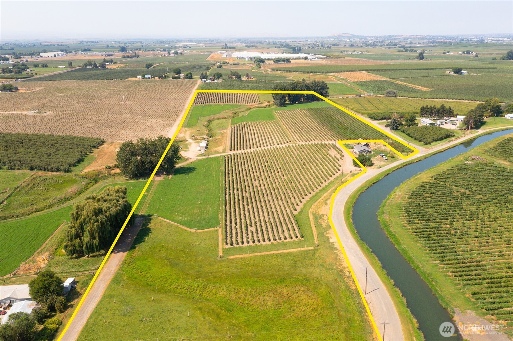 0 Olmstead Road Grandview, WA 98930 - Photo 11 of 31 a view of a swimming pool with an ocean view
