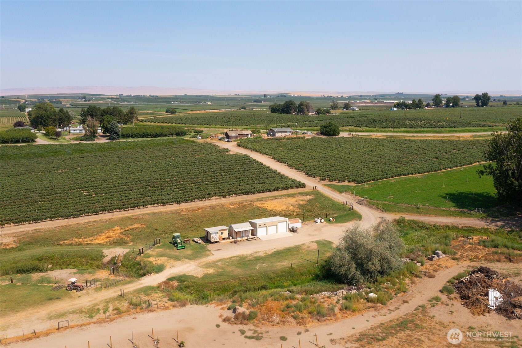 0 Olmstead Road Grandview, WA 98930 - Photo 20 of 31 a view of a city with an ocean
