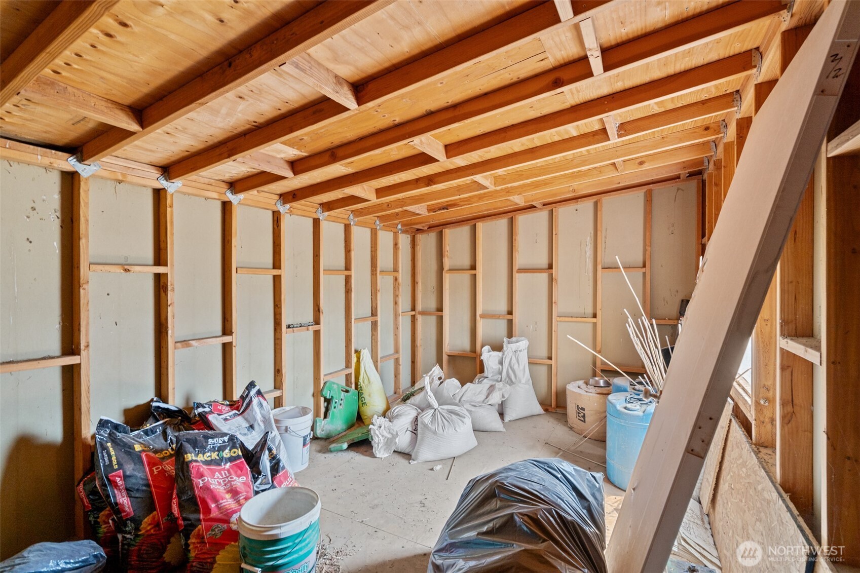 0 Olmstead Road Grandview, WA 98930 - Photo 28 of 31 a outdoor space with furniture