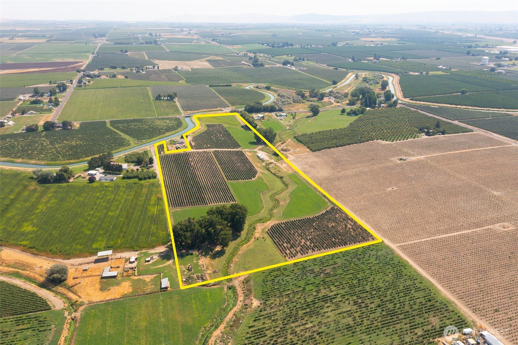 0 Olmstead Road Grandview, WA 98930 - Photo 4 of 31 an aerial view of a house