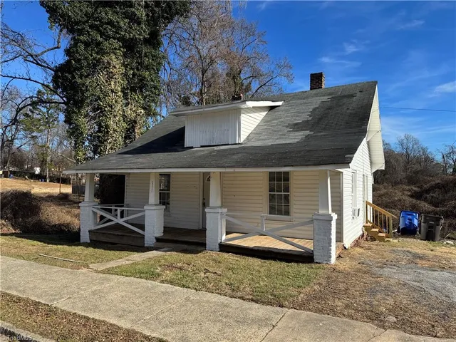 $85,000 | 2211 North Cleveland Avenue, Winston-Salem, NC 27105