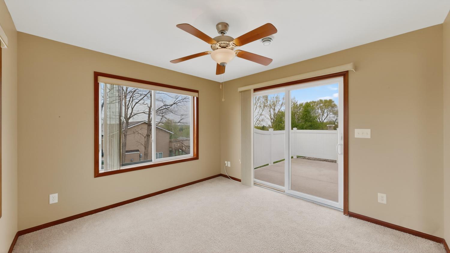 2528 Hawk Ridge Court Southeast Rochester, MN 55904 - Photo 15 of 40