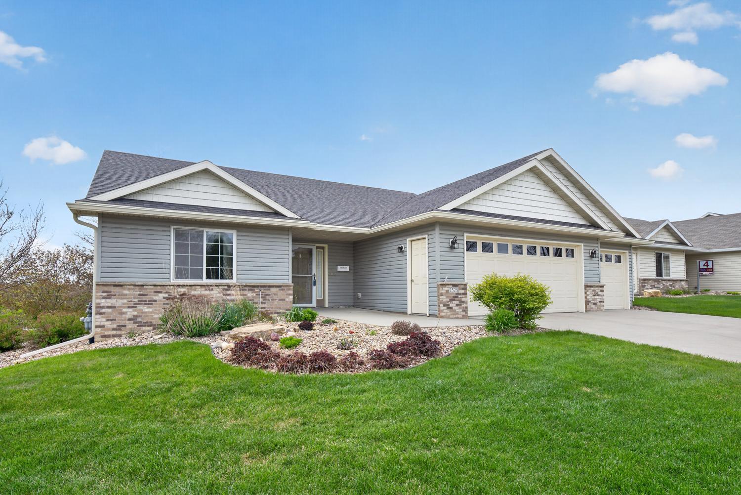 2528 Hawk Ridge Court Southeast Rochester, MN 55904 - Photo 32 of 40