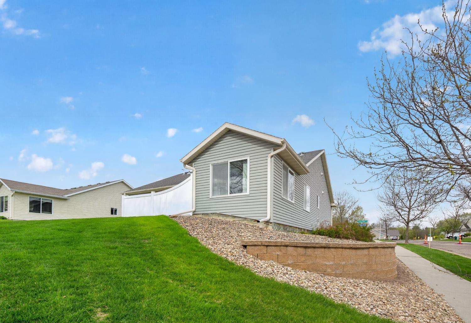 2528 Hawk Ridge Court Southeast Rochester, MN 55904 - Photo 34 of 40