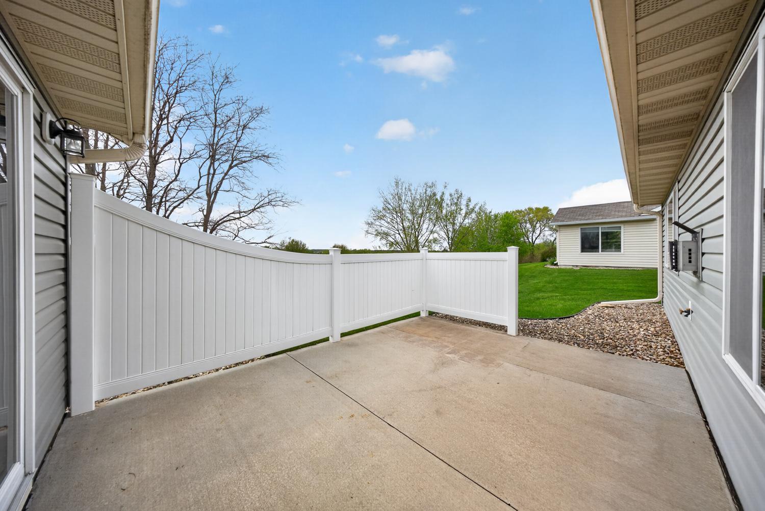 2528 Hawk Ridge Court Southeast Rochester, MN 55904 - Photo 39 of 40