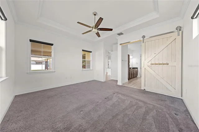 a view of outdoor space yard and porch