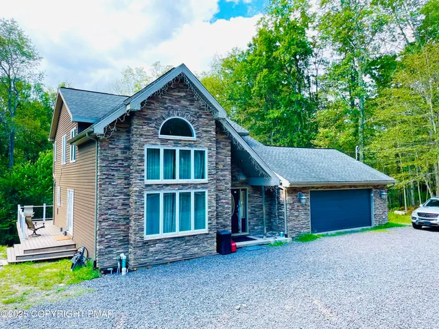 $2,600 | 157 Main Street, Gouldsboro, PA 18424