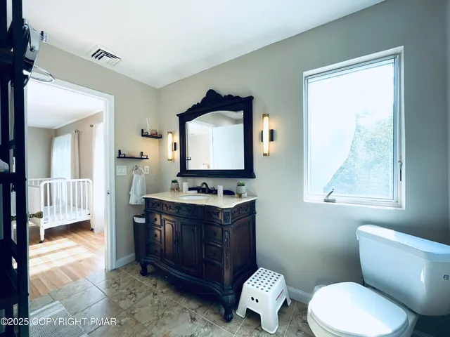 $2,600 | 157 Main Street, Gouldsboro, PA 18424