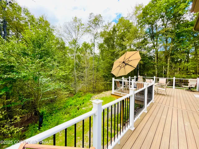 $2,600 | 157 Main Street, Gouldsboro, PA 18424