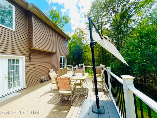 $2,600 | 157 Main Street, Gouldsboro, PA 18424