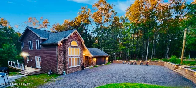 $2,600 | 157 Main Street, Gouldsboro, PA 18424