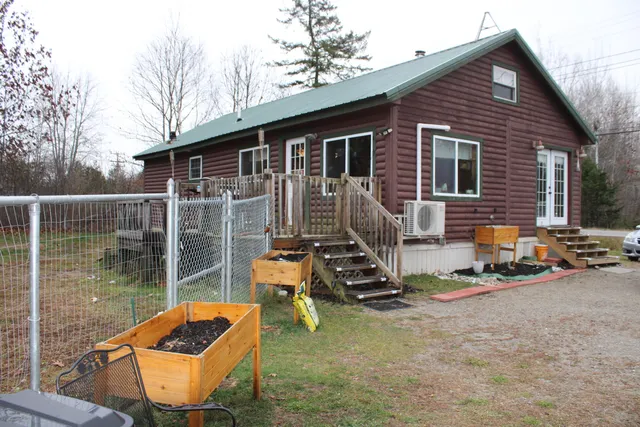 $183,500 | 95 South Chester Road, Chester, ME 04457