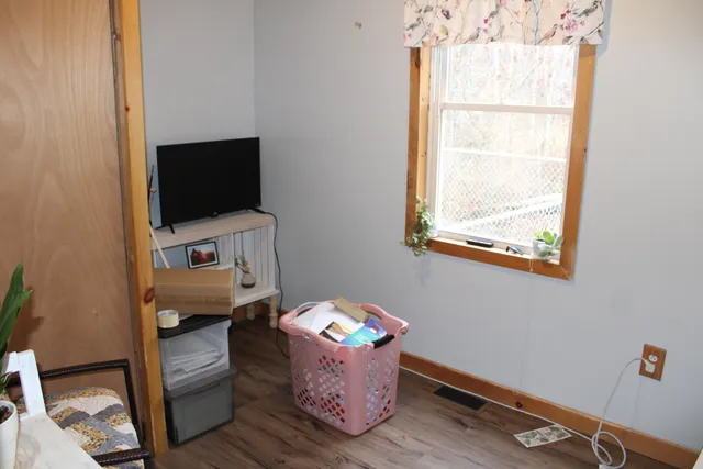 $183,500 | 95 South Chester Road, Chester, ME 04457