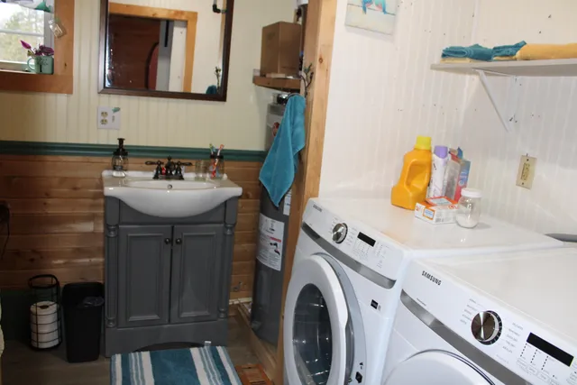 $183,500 | 95 South Chester Road, Chester, ME 04457