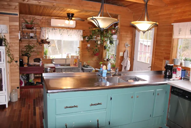 $183,500 | 95 South Chester Road, Chester, ME 04457