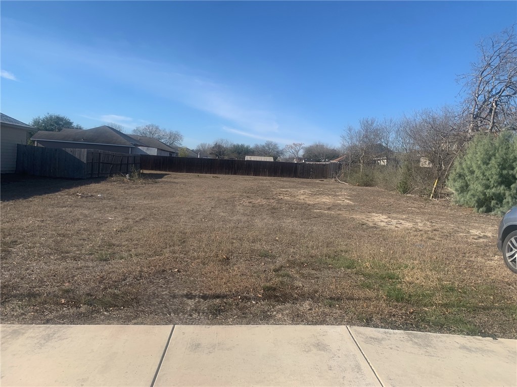 503 Toepperwein Road Converse, TX 78109 - Photo 1 of 2 a view of a yard