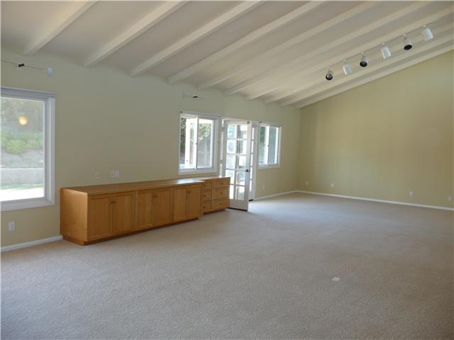 4134 Skyline Road Carlsbad, CA 92008 - Photo 9 of 25 Gallery Image 9