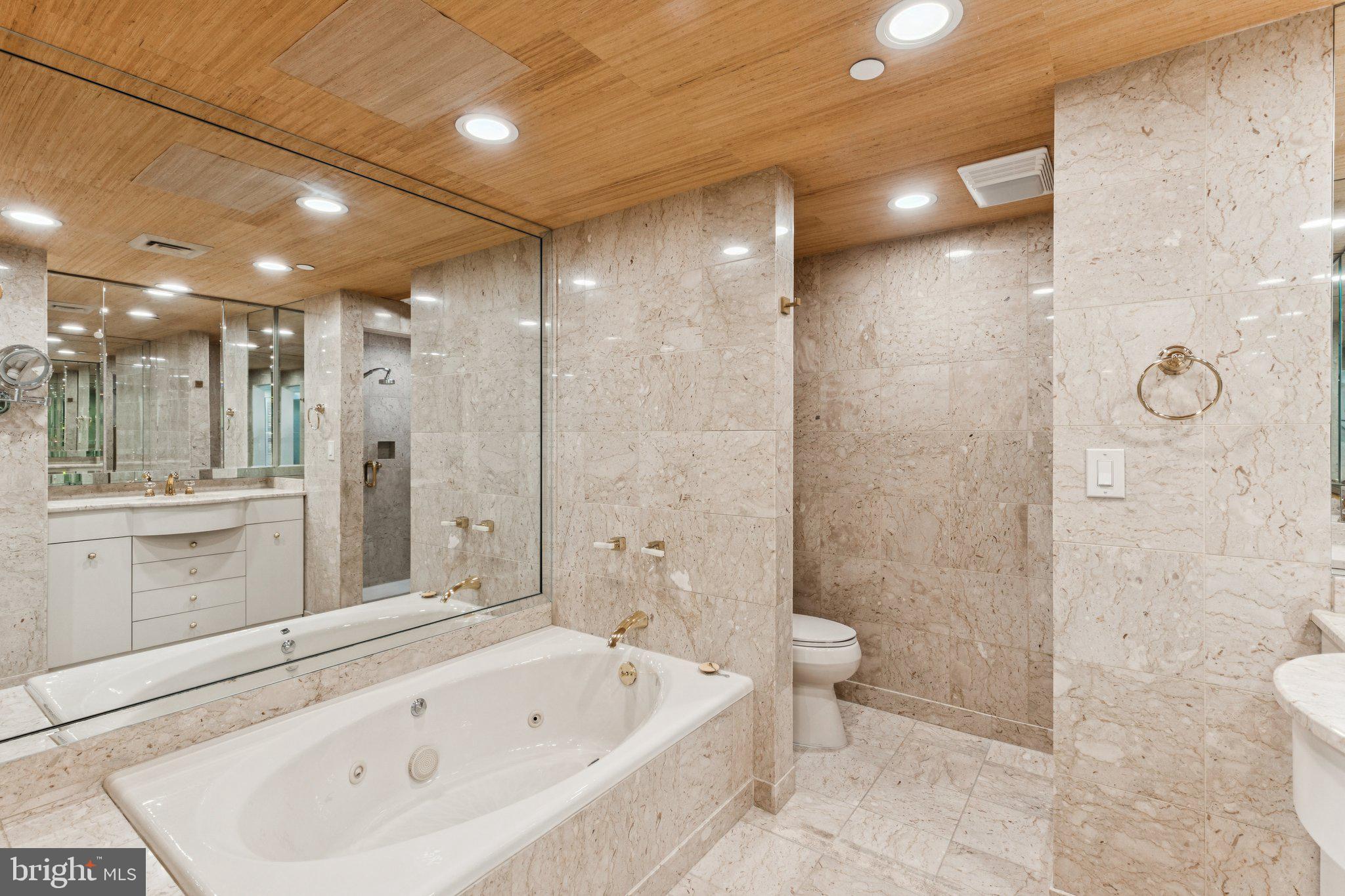 202 West Rittenhouse Square, Unit 1106 Philadelphia, PA 19103 - Photo 26 of 50