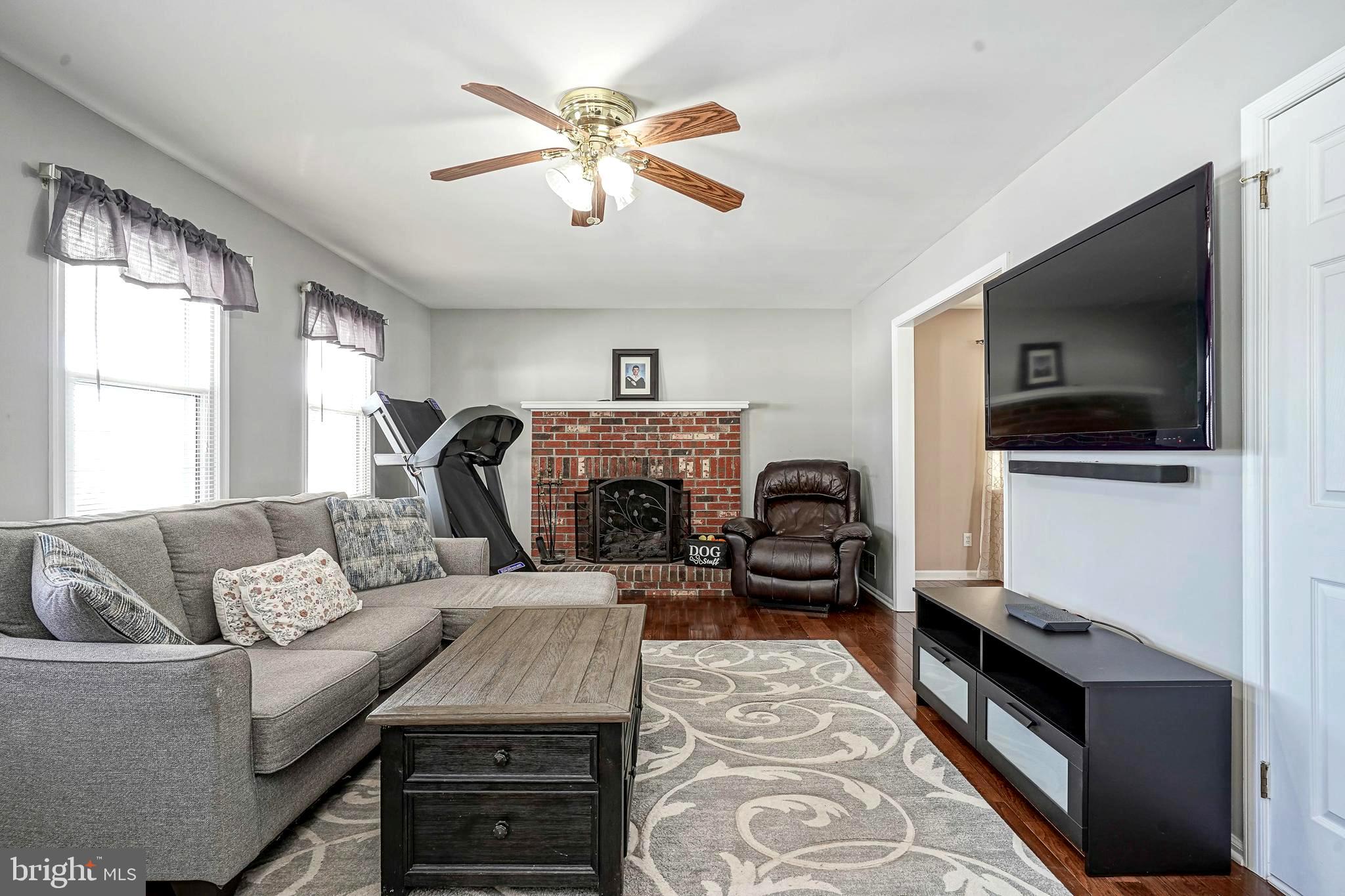 14 Lorne Road Blackwood, NJ 08012 - Photo 15 of 50