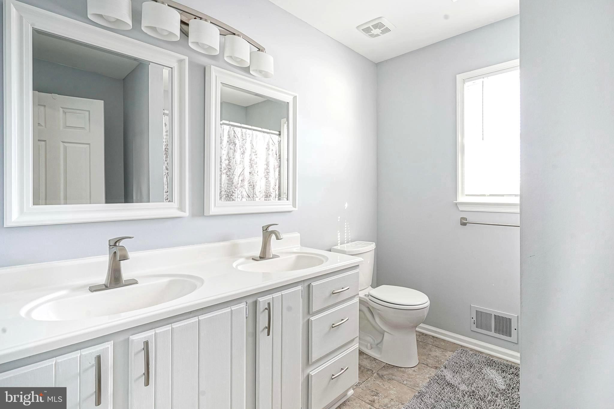 14 Lorne Road Blackwood, NJ 08012 - Photo 30 of 50